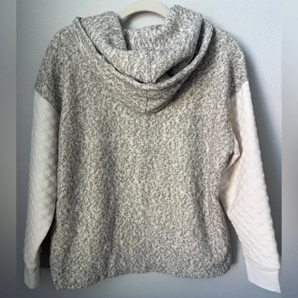 Madewell Oversized Hoodie Heathered Gray & Cream with Quilted Sleeves - Picture 8 of 12